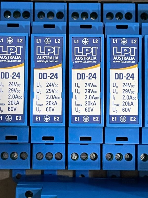 Chống sét tín hiệu LPI DD24 Chính hãng