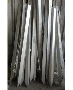 Cọc tiếp địa thép mạ kẽm nhúng nóng V63x63x5, đầu nhọn