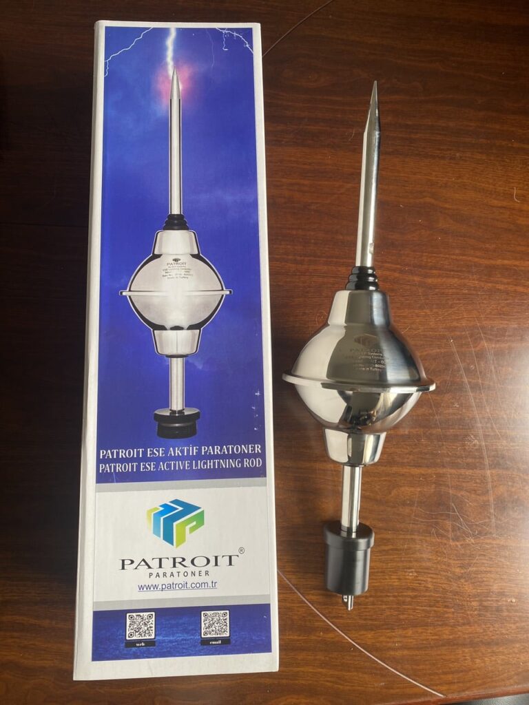 Kim thu sét patroit 60, khớp nối cách điện