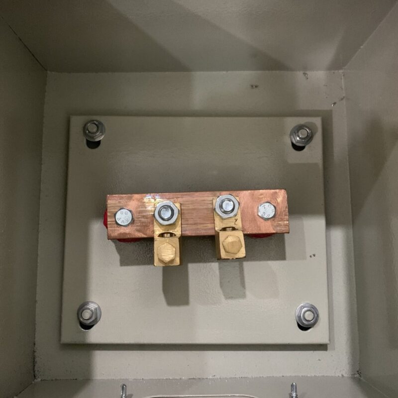 Hộp Kiểm Tra Điện Trở Sơn Tĩnh Điện Vinanco 200×200 | Giá Tốt Dự Án