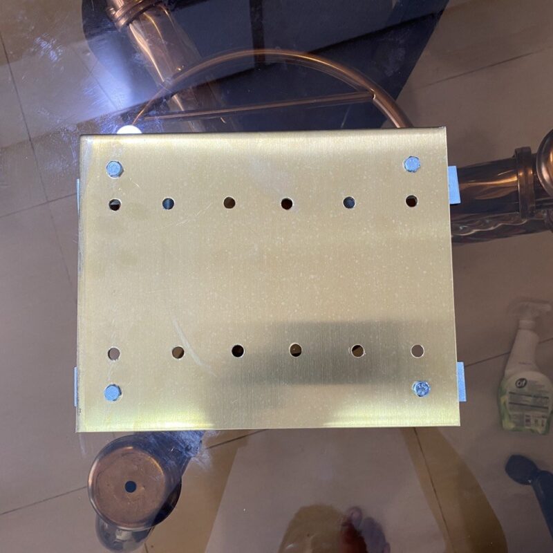 Bảng giá hộp kiểm tra điện trở các loại Vinanco mới nhất đầy đủ kích thước 5 bảng đồng thau tiếp địa, đế, gối đở, ốc