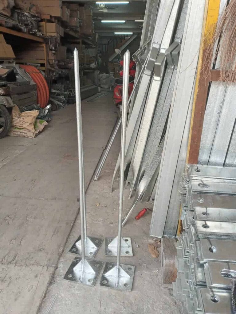 Cột Thu Lôi Hoạt Động Như Thế Nào? Nguyên Lý, Cấu Tạo Và Giá Thi Công Mới Nhất 14 kim thu set ma kem