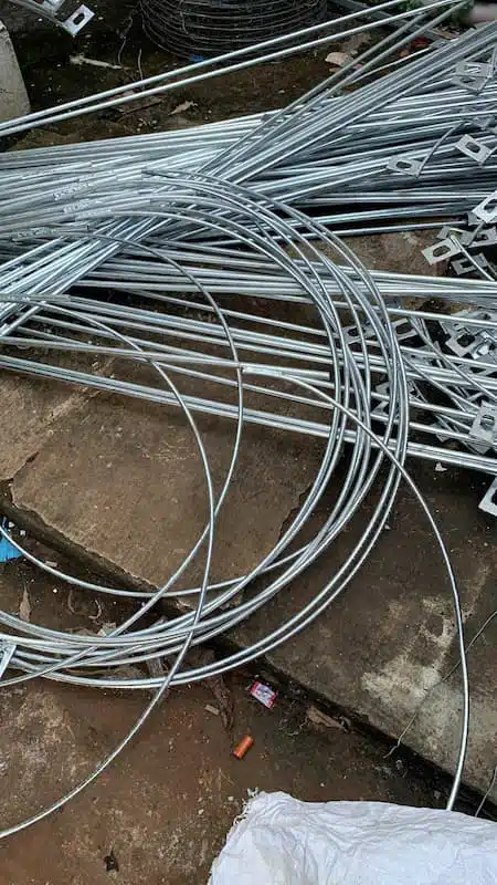 Tai Tiếp Địa-Cờ Tiếp Địa Mạ Kẽm Nhúng Nóng Vinanco – Giải Pháp Liên Kết Tiếp Địa Bền Bỉ Cho Mọi Công Trình
