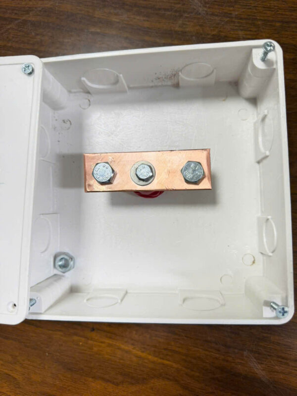 7 hop kiem tra dien tro dat 150x150x50 e1775801752195