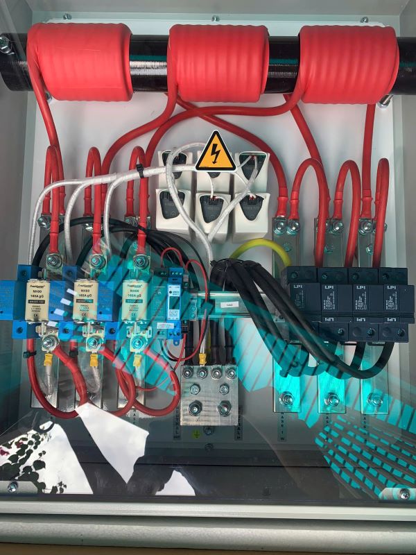 Thiết bị cắt lọc sét LPI SF3200-480-135+50-AIMCB chính hãng giá tốt